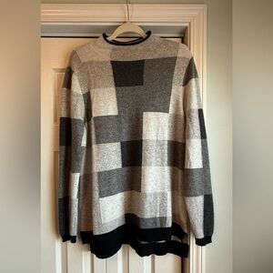 Charter Club Women's 100% Cashmere Black and Gray Color Block Sweater size XL
